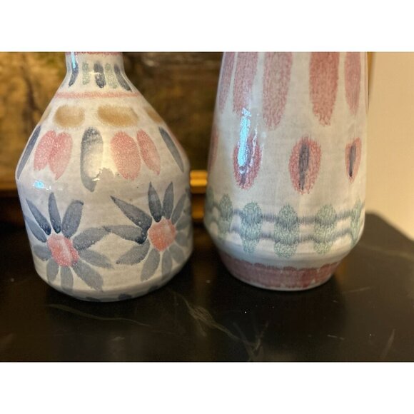 Set Of 2 Ceramic Vases With Handpainted Floral & Abstract Patterns In Pastel Pin - Picture 2 of 16